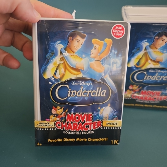 NIP Walt Disney's Cinderella Movie Character Collectible Figures Basic Fun! VHS - Picture 2 of 6